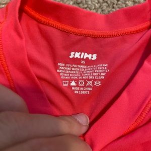 Hot pink kim kardashian skims brand sz xs